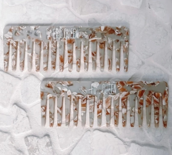 Beige Comb